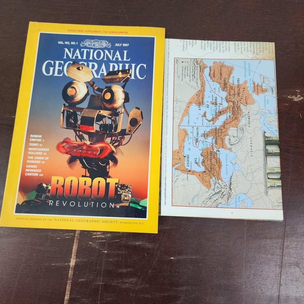 National Geographic Magazine July 1997 With Map‎